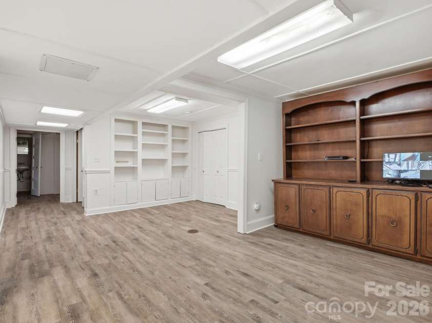 49 Corban Avenue, Concord, NC 28025.  MLS# CAR4382158, YatesRealty ID 25365. Office