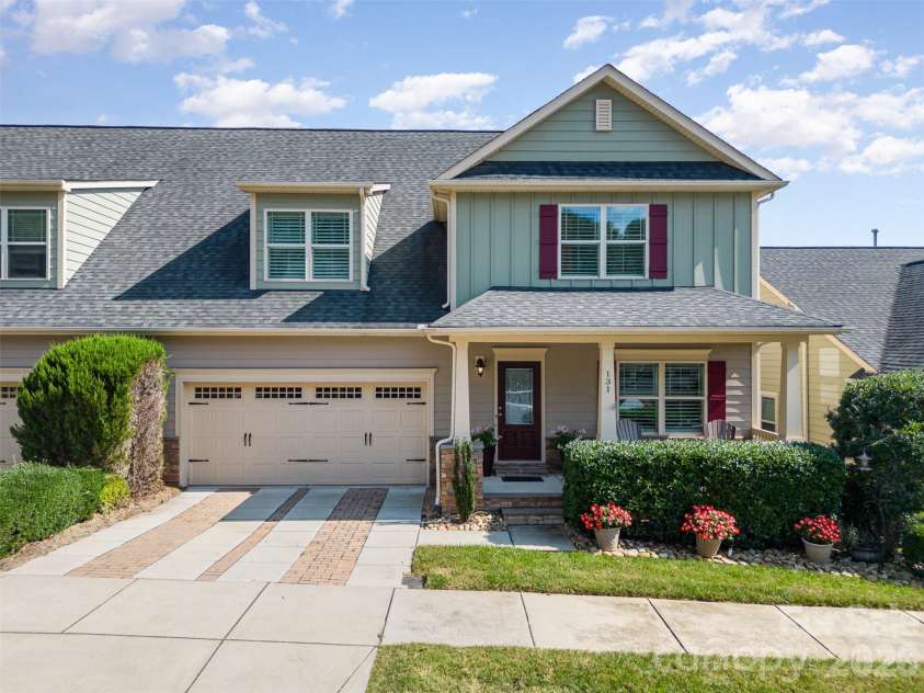 131 Aztec Circle, Mooresville, NC 28117.  MLS# CAR4362452, YatesRealty ID 25366. 
