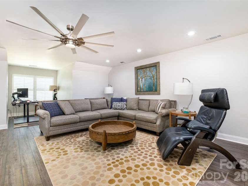 131 Aztec Circle, Mooresville, NC 28117.  MLS# CAR4362452, YatesRealty ID 25366. 