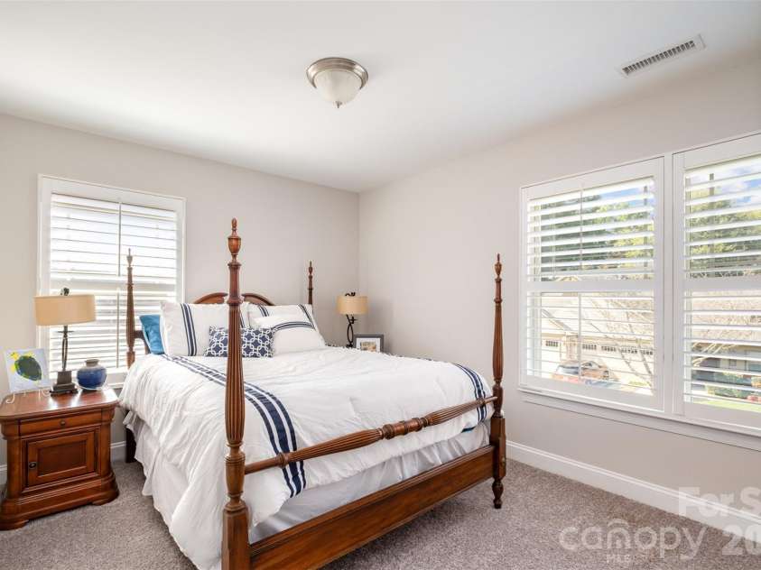 131 Aztec Circle, Mooresville, NC 28117.  MLS# CAR4362452, YatesRealty ID 25366. BR 3