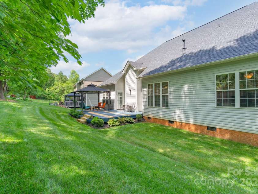 1643 Essex Hall Drive, Rock Hill, SC 29730.  MLS# CAR4258475, YatesRealty ID 25366. 