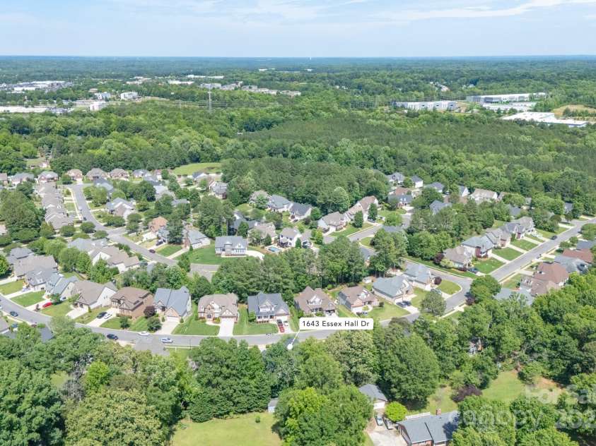 1643 Essex Hall Drive, Rock Hill, SC 29730.  MLS# CAR4258475, YatesRealty ID 25366. 