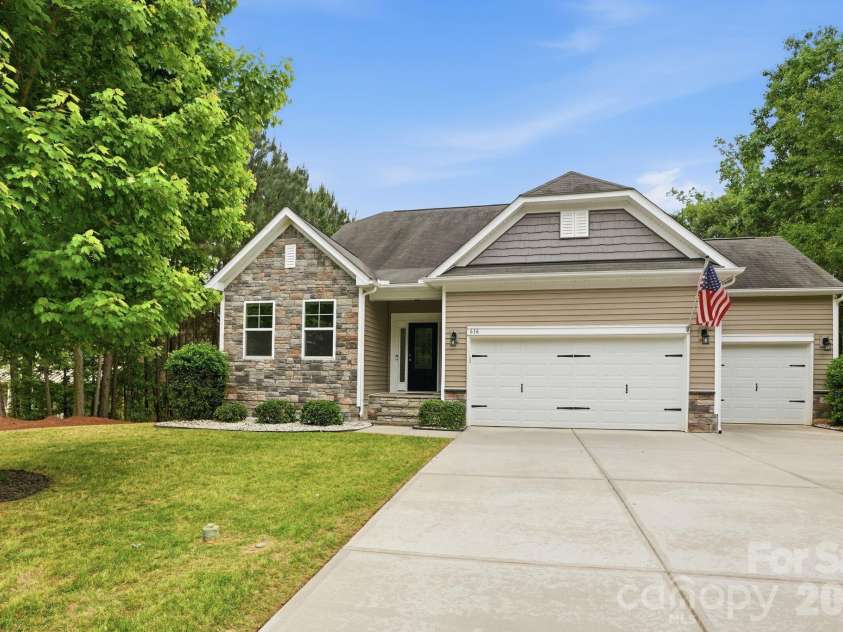 616 Winter Walk Lane, Clover, SC 29710.  MLS# CAR4380064, YatesRealty ID 25367. 