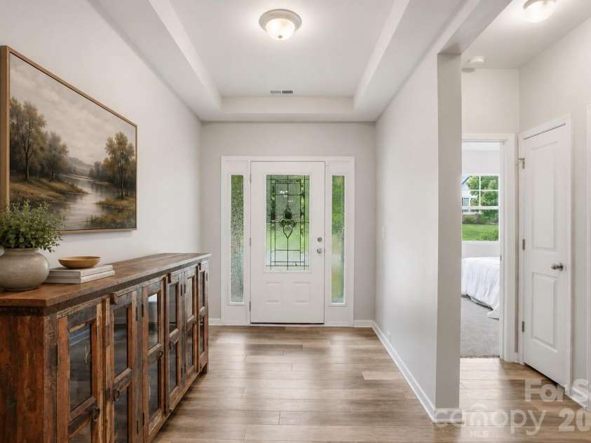 616 Winter Walk Lane, Clover, SC 29710.  MLS# CAR4380064, YatesRealty ID 25367. Entry Way