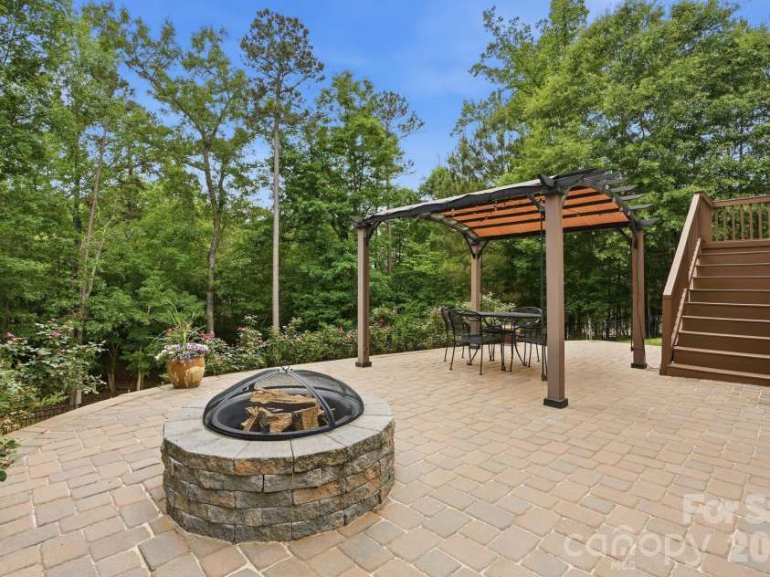 616 Winter Walk Lane, Clover, SC 29710.  MLS# CAR4380064, YatesRealty ID 25367. Outdoor Area