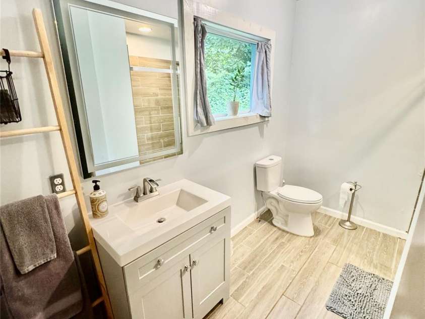 401 Church Street, Warrenton, NC 27589.  MLS# CAR4269266, YatesRealty ID 25368. 