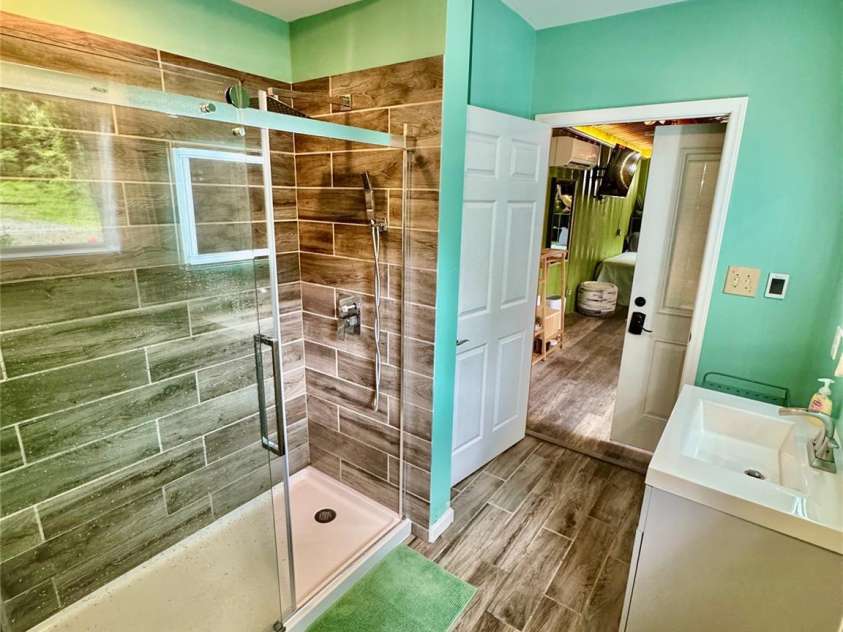 401 Church Street, Warrenton, NC 27589.  MLS# CAR4269266, YatesRealty ID 25368. 