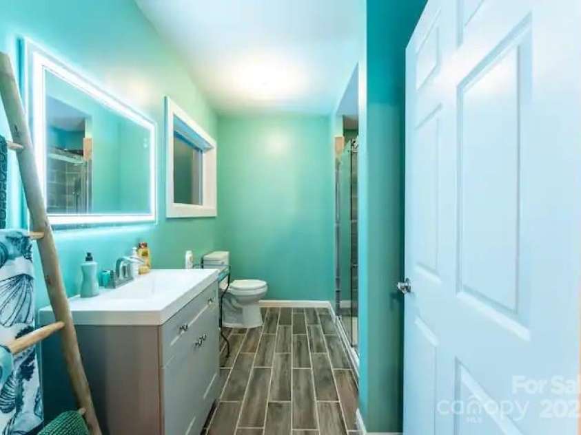 401 Church Street, Warrenton, NC 27589.  MLS# CAR4269266, YatesRealty ID 25368. 