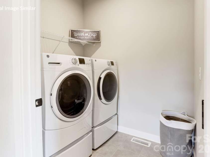 909 Heathway Drive, Charlotte, NC 28213.  MLS# CAR4386135, YatesRealty ID 25368. Representative Photo Only