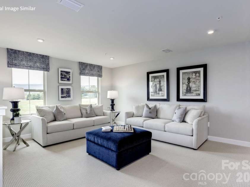 909 Heathway Drive, Charlotte, NC 28213.  MLS# CAR4386135, YatesRealty ID 25368. Representative Photo Only