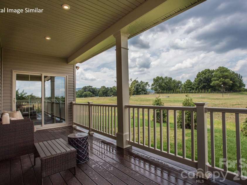 909 Heathway Drive, Charlotte, NC 28213.  MLS# CAR4386135, YatesRealty ID 25368. Representative Photo Only