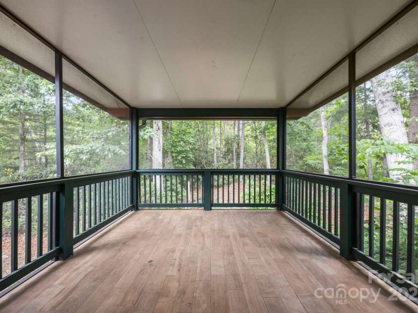 27 Rosebud Lane, Fairview, NC 28730.  MLS# CAR4273615, YatesRealty ID 25369. 