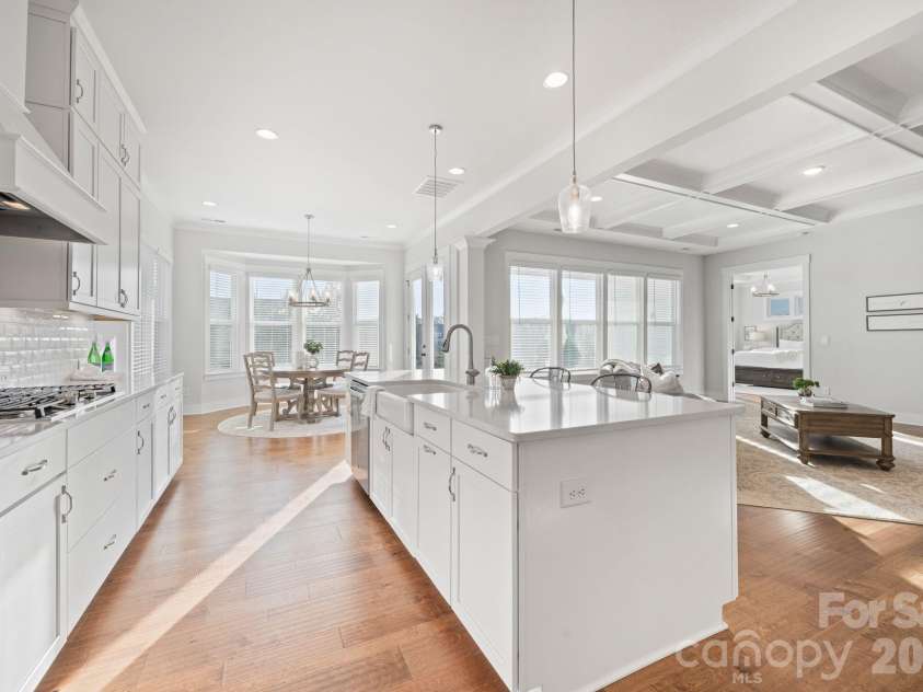 4689 Kingswood Drive, Fort Mill, SC 29707.  MLS# CAR4360868, YatesRealty ID 25369. 