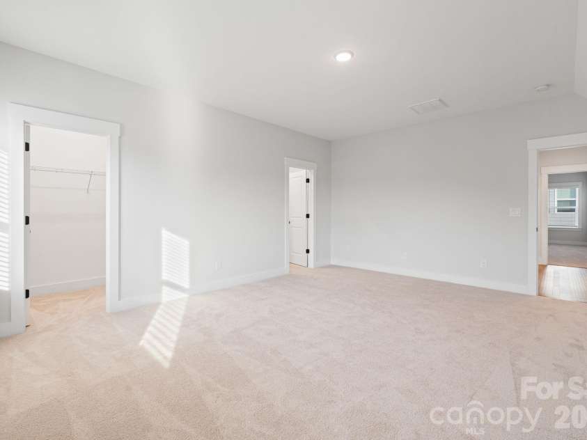 4689 Kingswood Drive, Fort Mill, SC 29707.  MLS# CAR4360868, YatesRealty ID 25369. Bedroom #5
