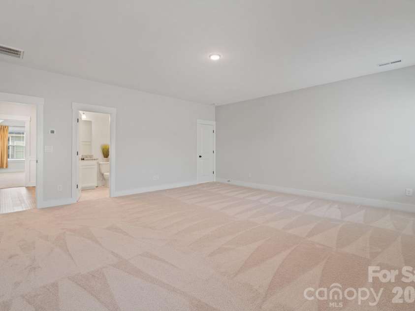 4689 Kingswood Drive, Fort Mill, SC 29707.  MLS# CAR4360868, YatesRealty ID 25369. Bedroom #6
