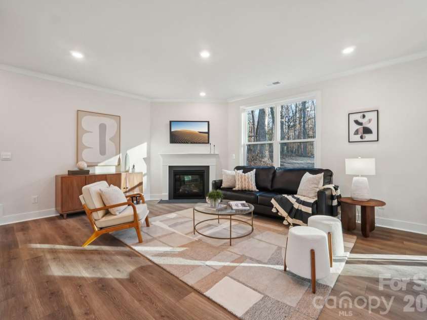 109 Ventnor Way, Mooresville, NC 28115.  MLS# CAR4336770, YatesRealty ID 2537. 