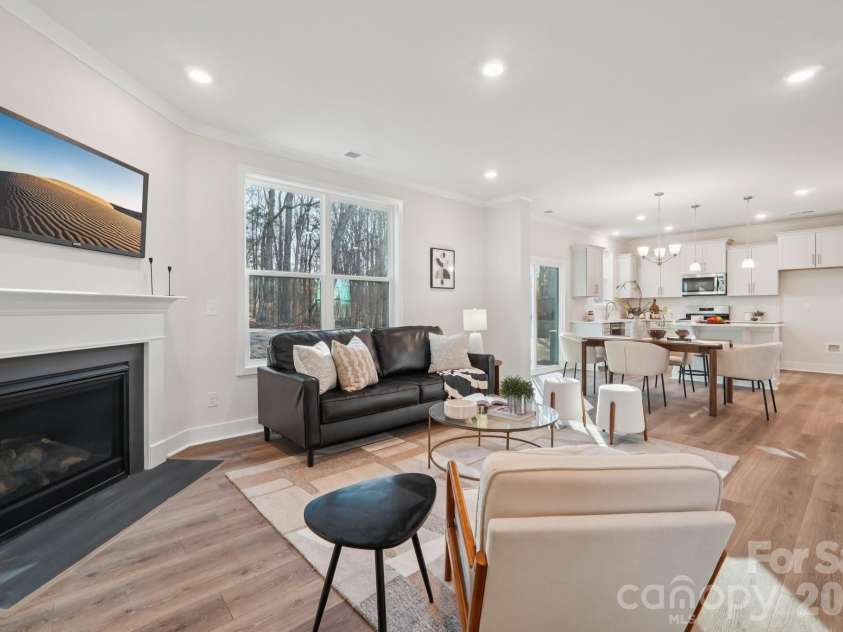 109 Ventnor Way, Mooresville, NC 28115.  MLS# CAR4336770, YatesRealty ID 2537. 