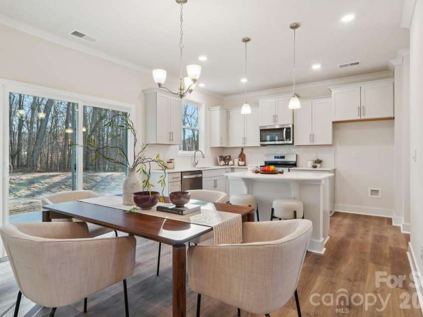 109 Ventnor Way, Mooresville, NC 28115.  MLS# CAR4336770, YatesRealty ID 2537. 