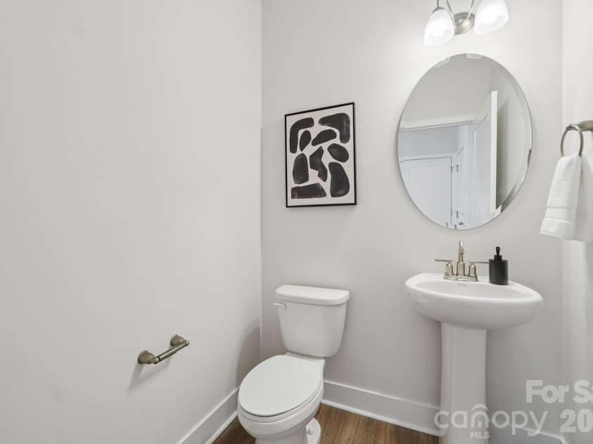 109 Ventnor Way, Mooresville, NC 28115.  MLS# CAR4336770, YatesRealty ID 2537. 