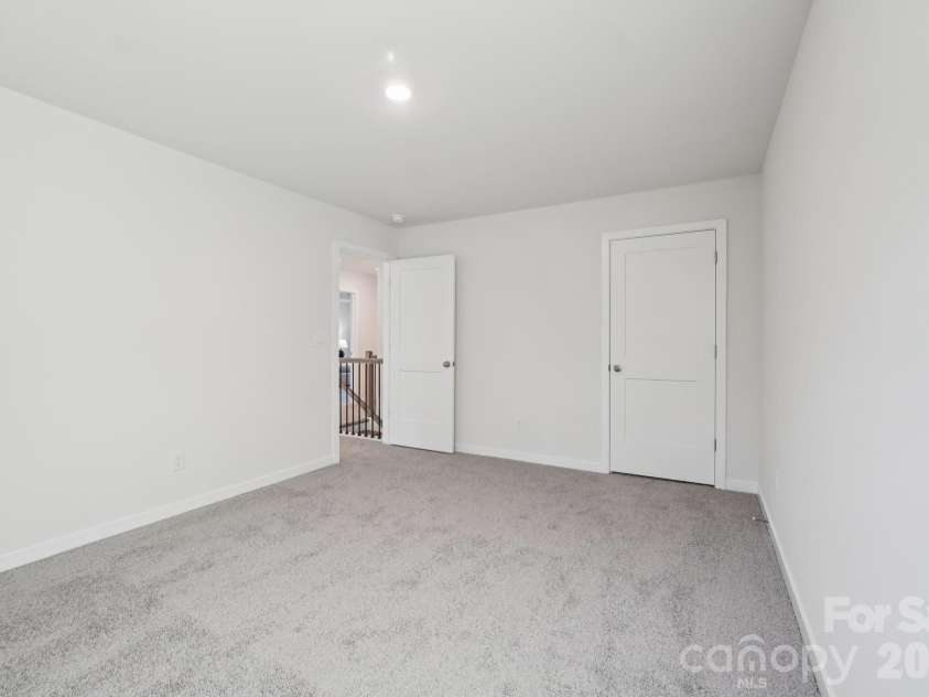 109 Ventnor Way, Mooresville, NC 28115.  MLS# CAR4336770, YatesRealty ID 2537. 