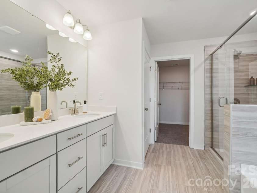 109 Ventnor Way, Mooresville, NC 28115.  MLS# CAR4336770, YatesRealty ID 2537. 