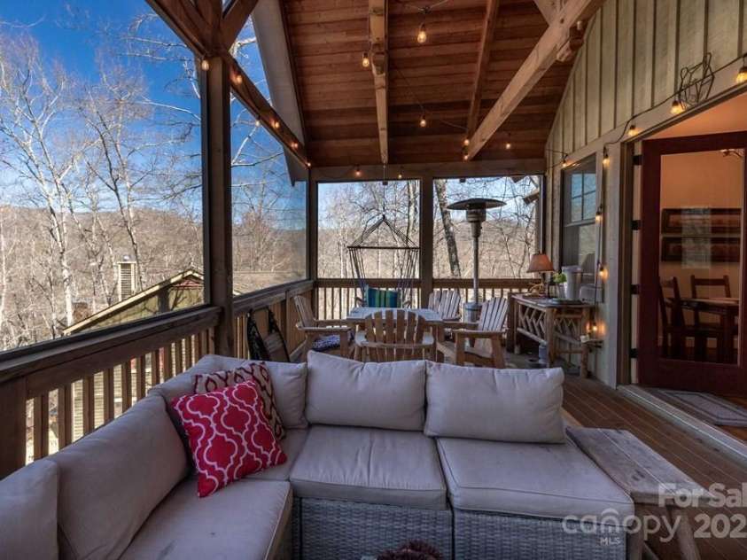 31 Whispering Falls Court, Tuckasegee, NC 28783.  MLS# CAR4234126, YatesRealty ID 2537. 
