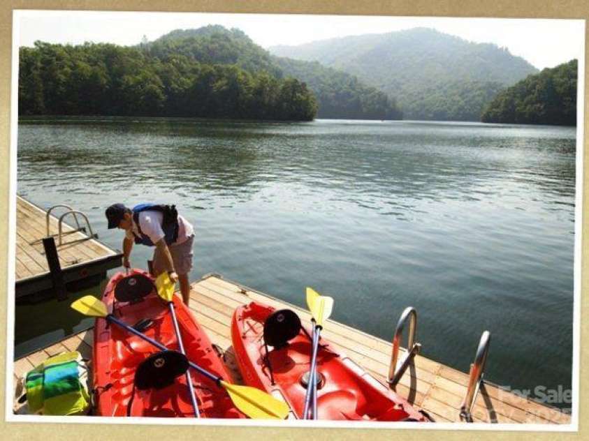 31 Whispering Falls Court, Tuckasegee, NC 28783.  MLS# CAR4234126, YatesRealty ID 2537. 
