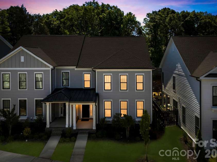 10141 Rainier Trail Drive, Huntersville, NC 28078.  MLS# CAR4375749, YatesRealty ID 25370. 