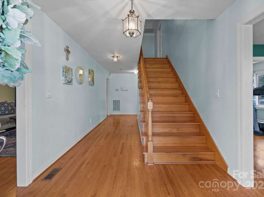 114 Windchime Lane, Mooresville, NC 28115.  MLS# CAR4272879, YatesRealty ID 25370. 