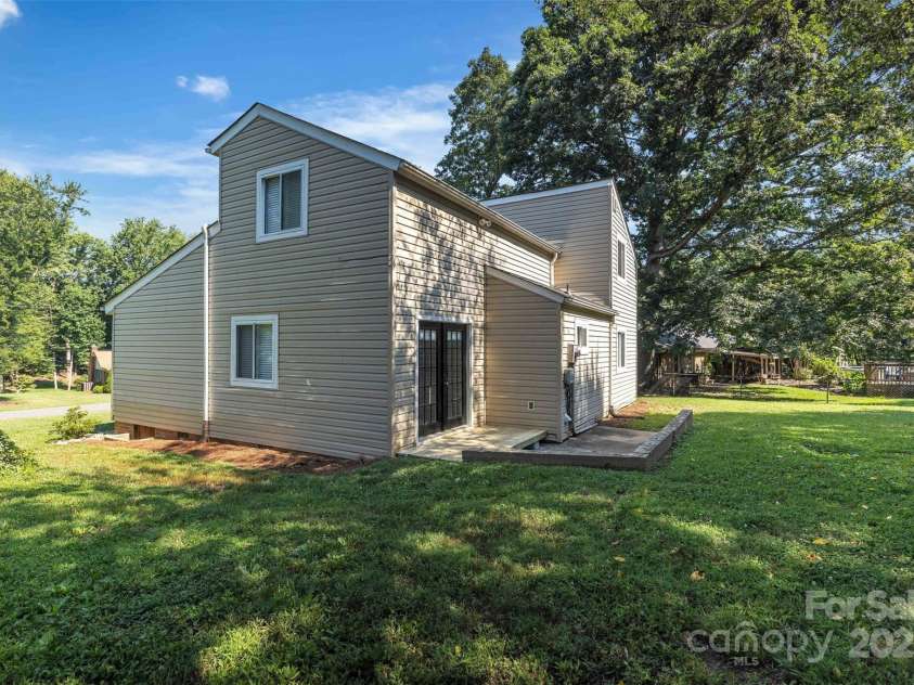 108 Hillsboro Road, Taylorsville, NC 28681.  MLS# CAR4279020, YatesRealty ID 25371. 