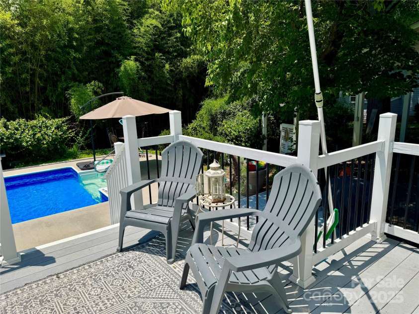 227 Reep Drive, Morganton, NC 28655.  MLS# CAR4312133, YatesRealty ID 25372. Multi level decks