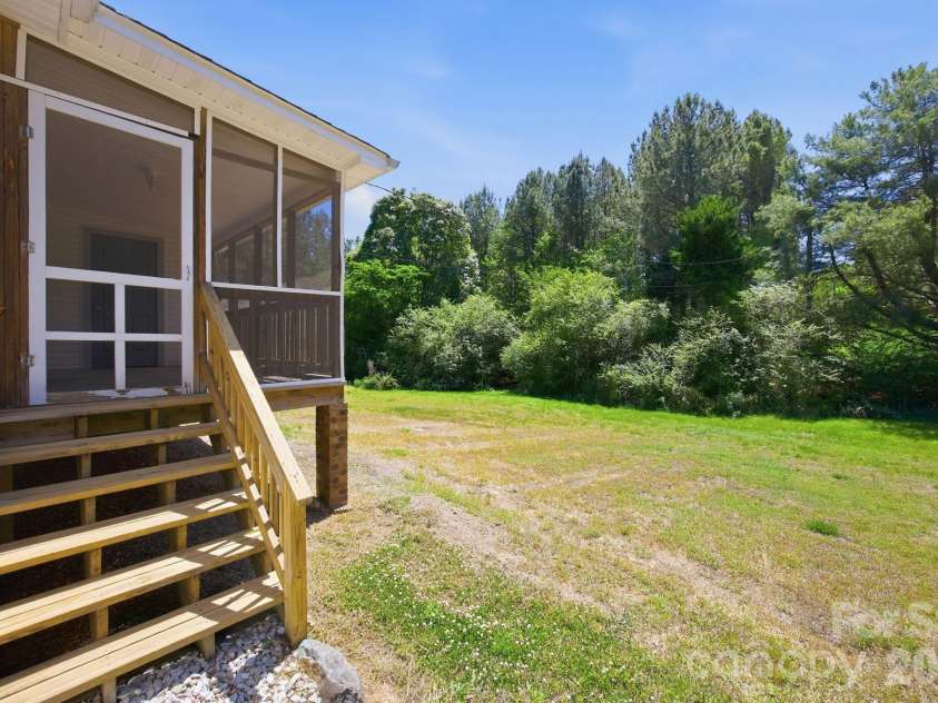 234 Oak Lane, Oakboro, NC 28129.  MLS# CAR4372490, YatesRealty ID 25372. 