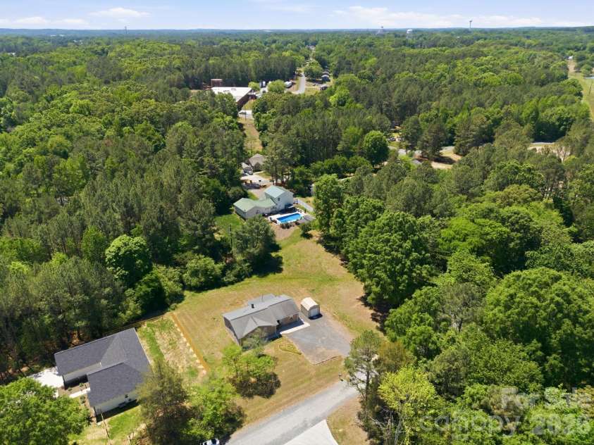 234 Oak Lane, Oakboro, NC 28129.  MLS# CAR4372490, YatesRealty ID 25372. 