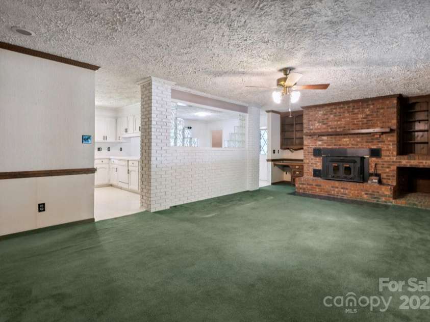 10120 Withers Road, Charlotte, NC 28278.  MLS# CAR4278511, YatesRealty ID 25375. 