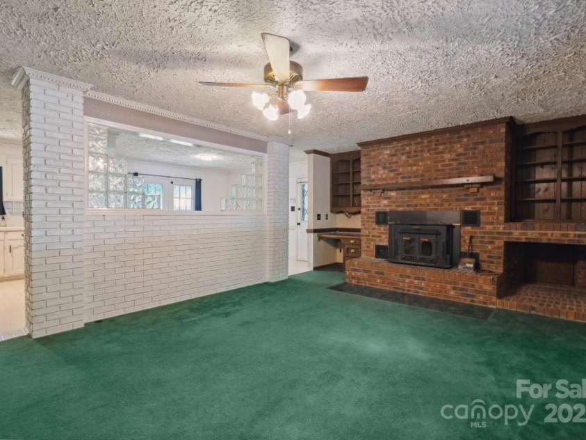 10120 Withers Road, Charlotte, NC 28278.  MLS# CAR4278511, YatesRealty ID 25375. 