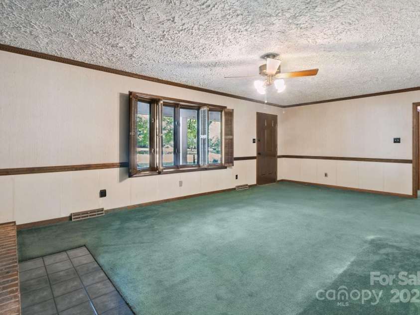 10120 Withers Road, Charlotte, NC 28278.  MLS# CAR4278511, YatesRealty ID 25375. 