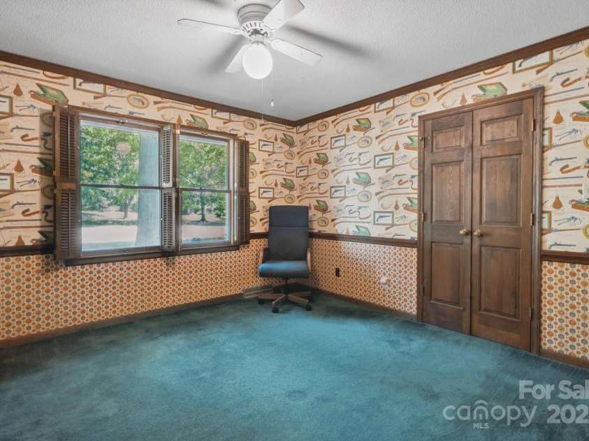 10120 Withers Road, Charlotte, NC 28278.  MLS# CAR4278511, YatesRealty ID 25375. 