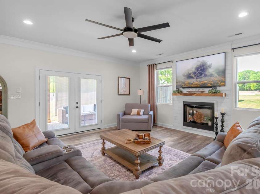 5120 Pond Bluff Drive, Monroe, NC 28112.  MLS# CAR4374049, YatesRealty ID 25376. 