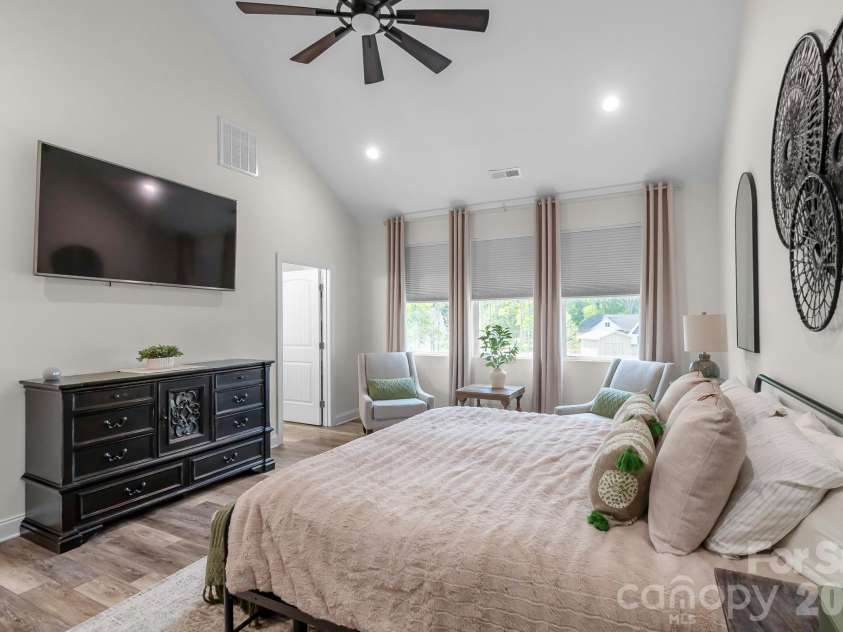 5120 Pond Bluff Drive, Monroe, NC 28112.  MLS# CAR4374049, YatesRealty ID 25376. 