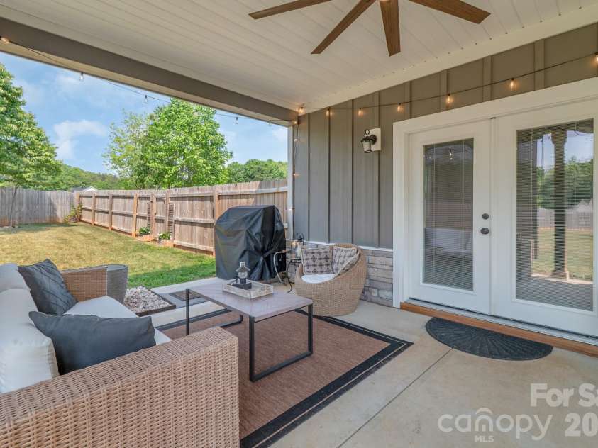 5120 Pond Bluff Drive, Monroe, NC 28112.  MLS# CAR4374049, YatesRealty ID 25376. 