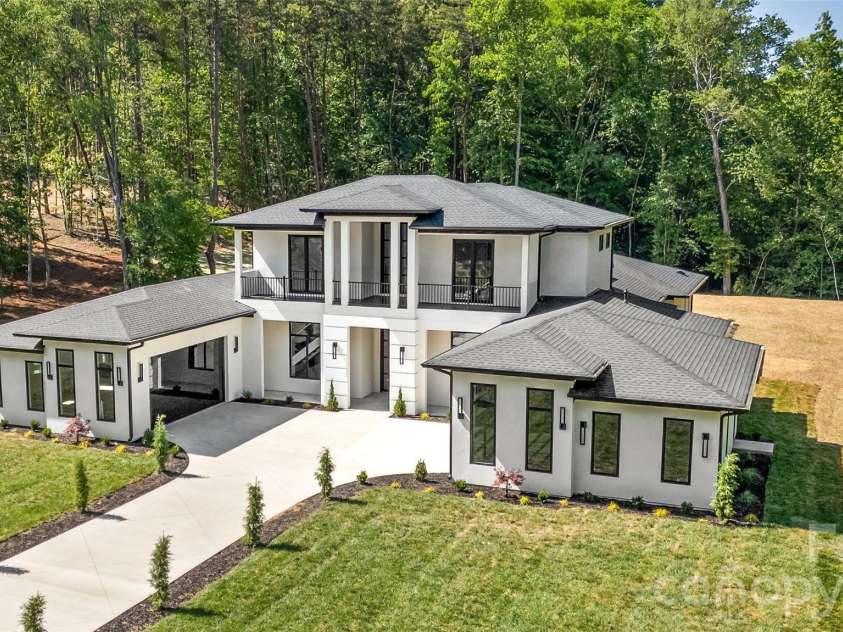 11220 Aubrey Elena Court, Davidson, NC 28036.  MLS# CAR4380382, YatesRealty ID 25377. 