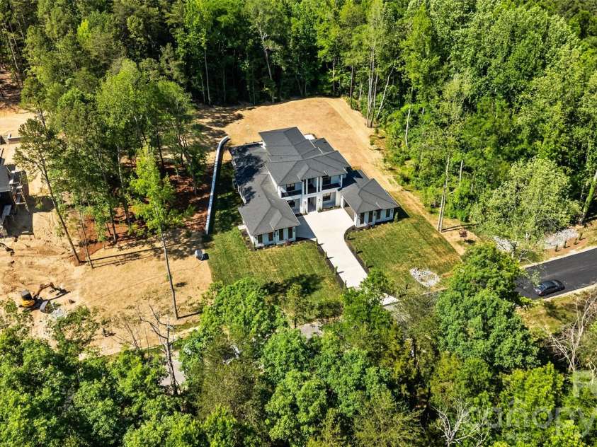 11220 Aubrey Elena Court, Davidson, NC 28036.  MLS# CAR4380382, YatesRealty ID 25377. 