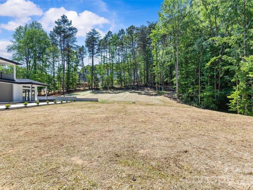 11220 Aubrey Elena Court, Davidson, NC 28036.  MLS# CAR4380382, YatesRealty ID 25377. 