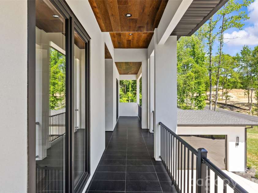 11220 Aubrey Elena Court, Davidson, NC 28036.  MLS# CAR4380382, YatesRealty ID 25377. 