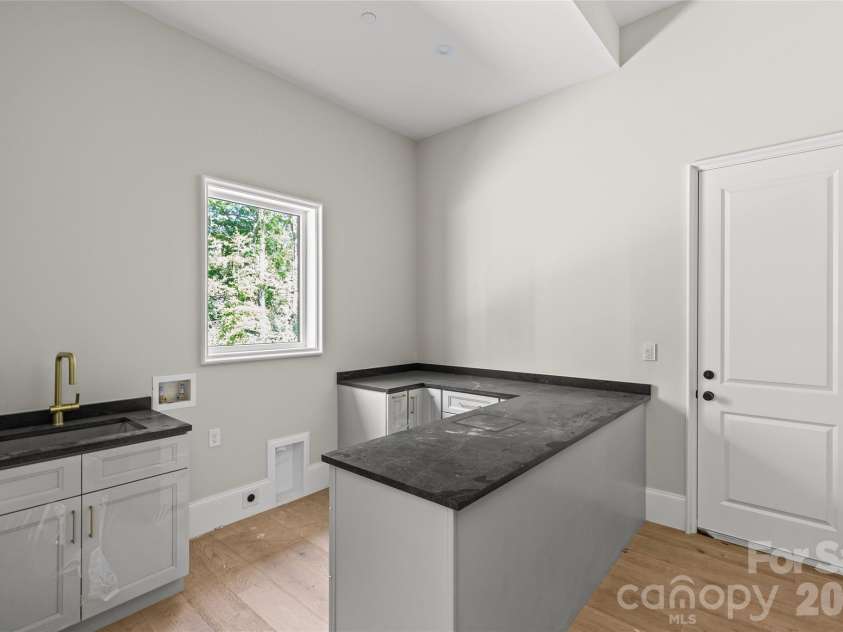11220 Aubrey Elena Court, Davidson, NC 28036.  MLS# CAR4380382, YatesRealty ID 25377. 