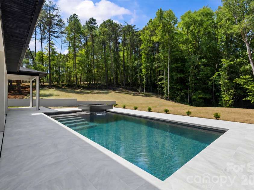 11220 Aubrey Elena Court, Davidson, NC 28036.  MLS# CAR4380382, YatesRealty ID 25377. 