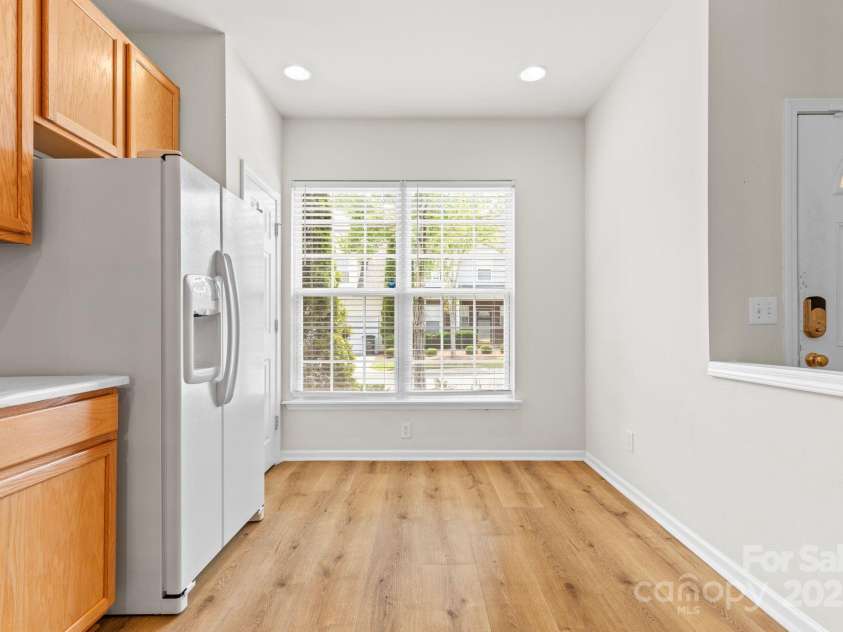 10906 Stone Trail Road, Charlotte, NC 28213.  MLS# CAR4276882, YatesRealty ID 25378. 