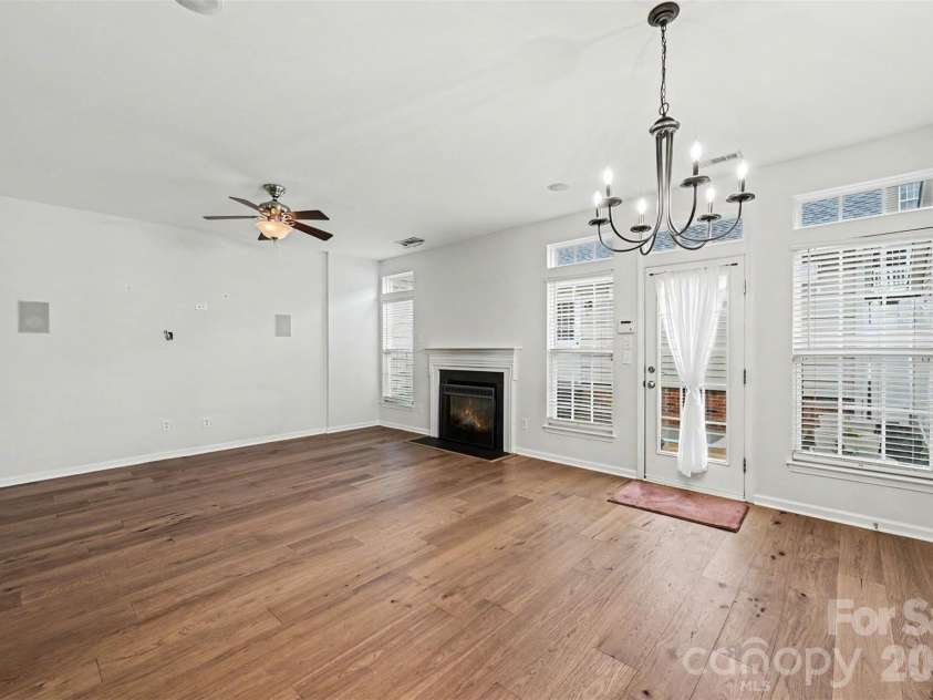 19362 Makayla Lane, Cornelius, NC 28031.  MLS# CAR4381286, YatesRealty ID 25378. 