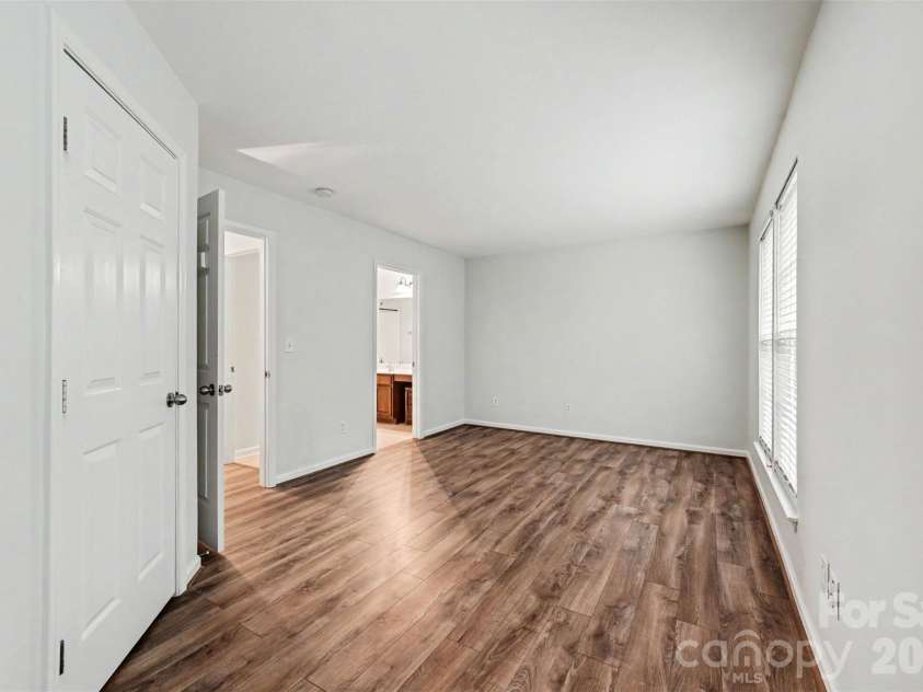 19362 Makayla Lane, Cornelius, NC 28031.  MLS# CAR4381286, YatesRealty ID 25378. 