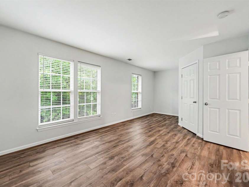 19362 Makayla Lane, Cornelius, NC 28031.  MLS# CAR4381286, YatesRealty ID 25378. 